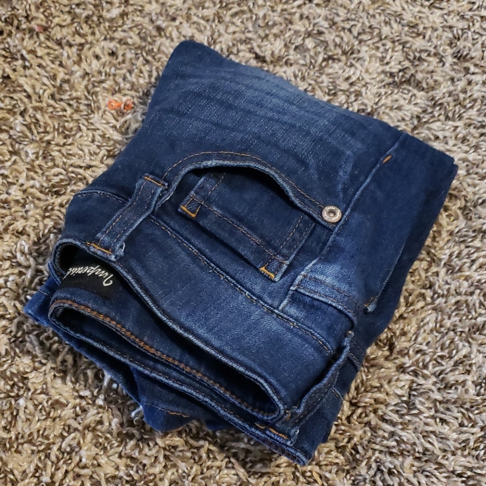 Cute Girls Ripped Jeans - Picture 3 of 3